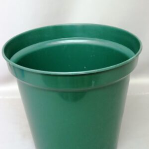 PLASTIC POT GREEN 7.5CM – 38CM